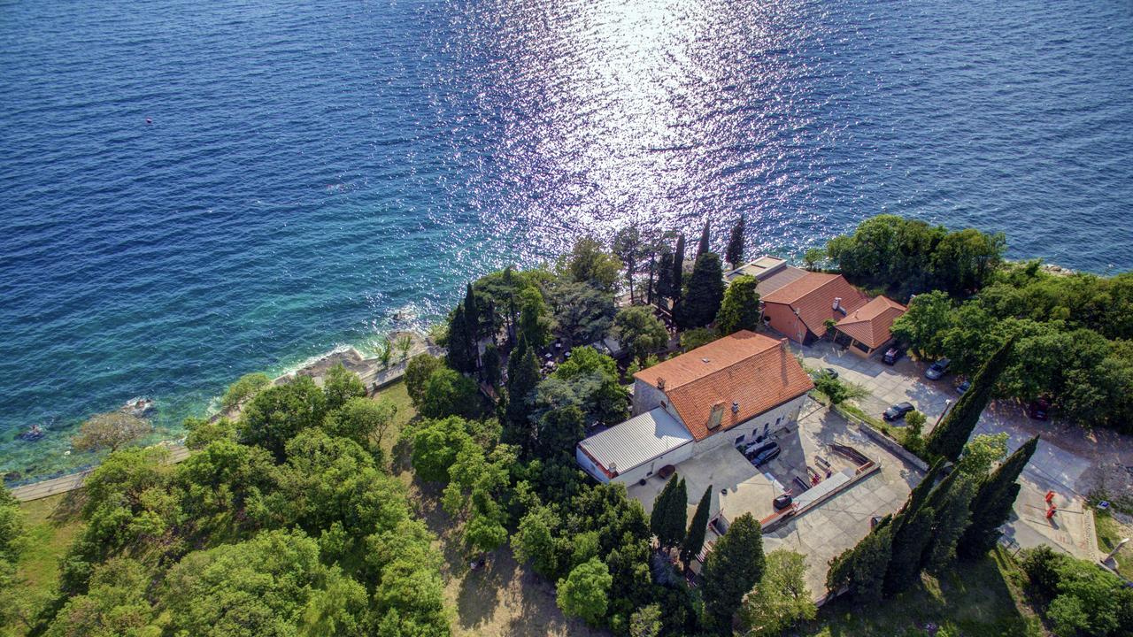 Dck Rooms Kostrena Exterior photo